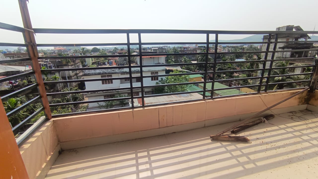 Unfurnished 3bhk in LNB Path, Hatigaon, Guwahati, Assam, India for Rent